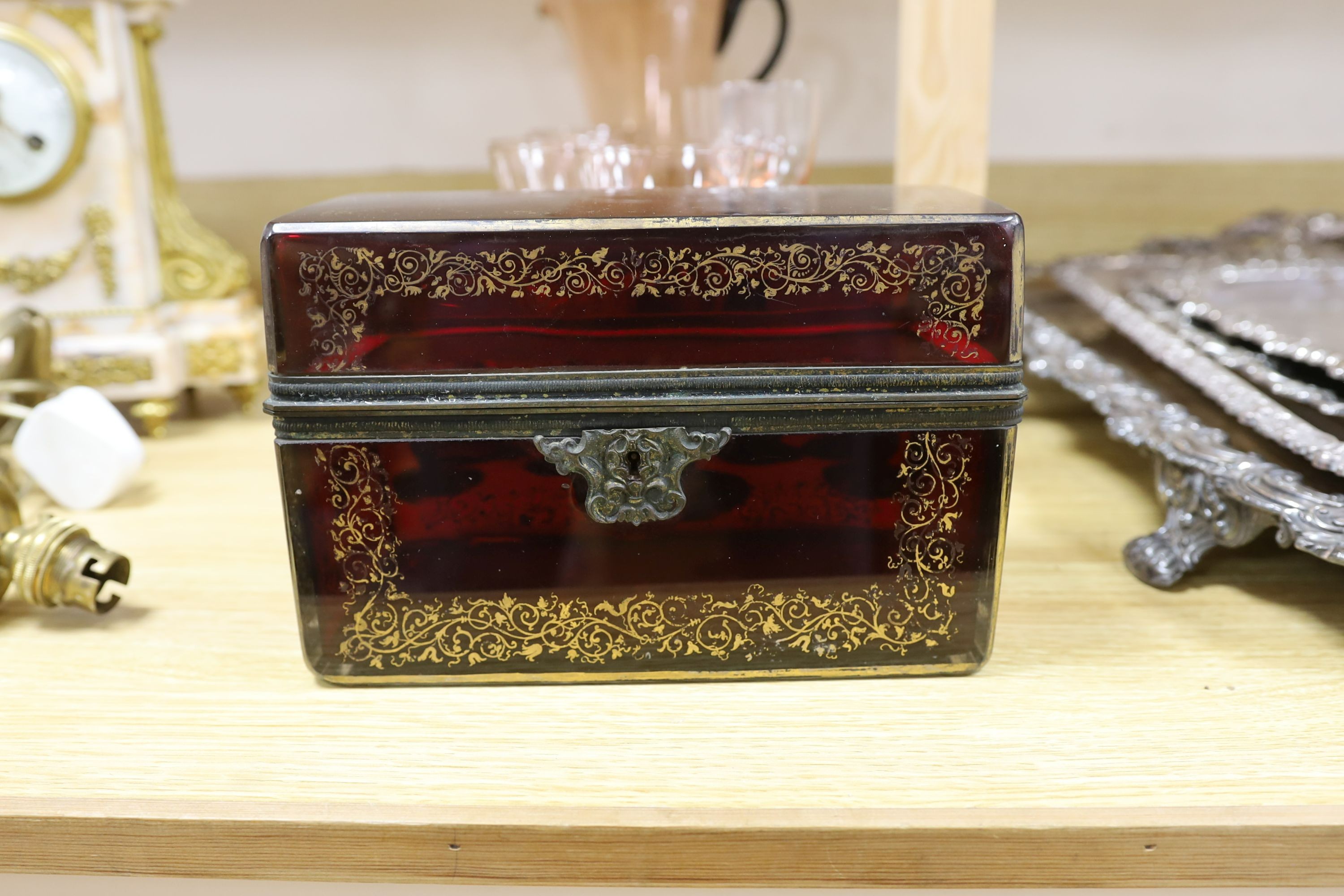 A Bohemian ruby glass casket and an Art Deco style part lemonade set in black and pink glass (14 glasses and a jug)
